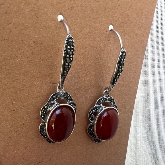 Elegant Sterling Silver Carnelian and marcasite earrings - Picture 8 of 10